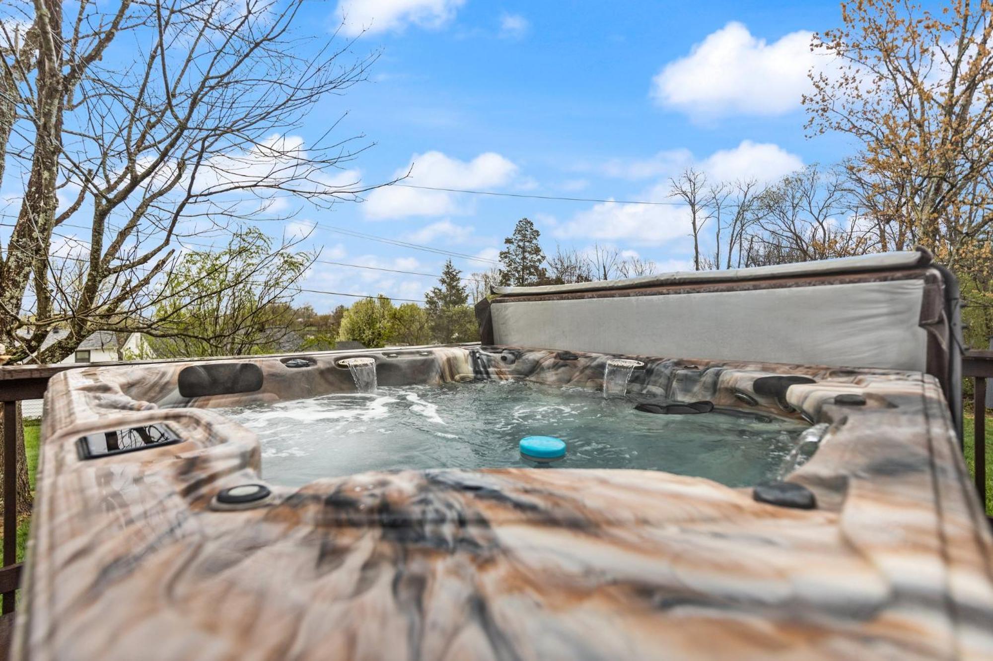 The Kentucky Bluegrass Retreat Villa Frankfort Bagian luar foto